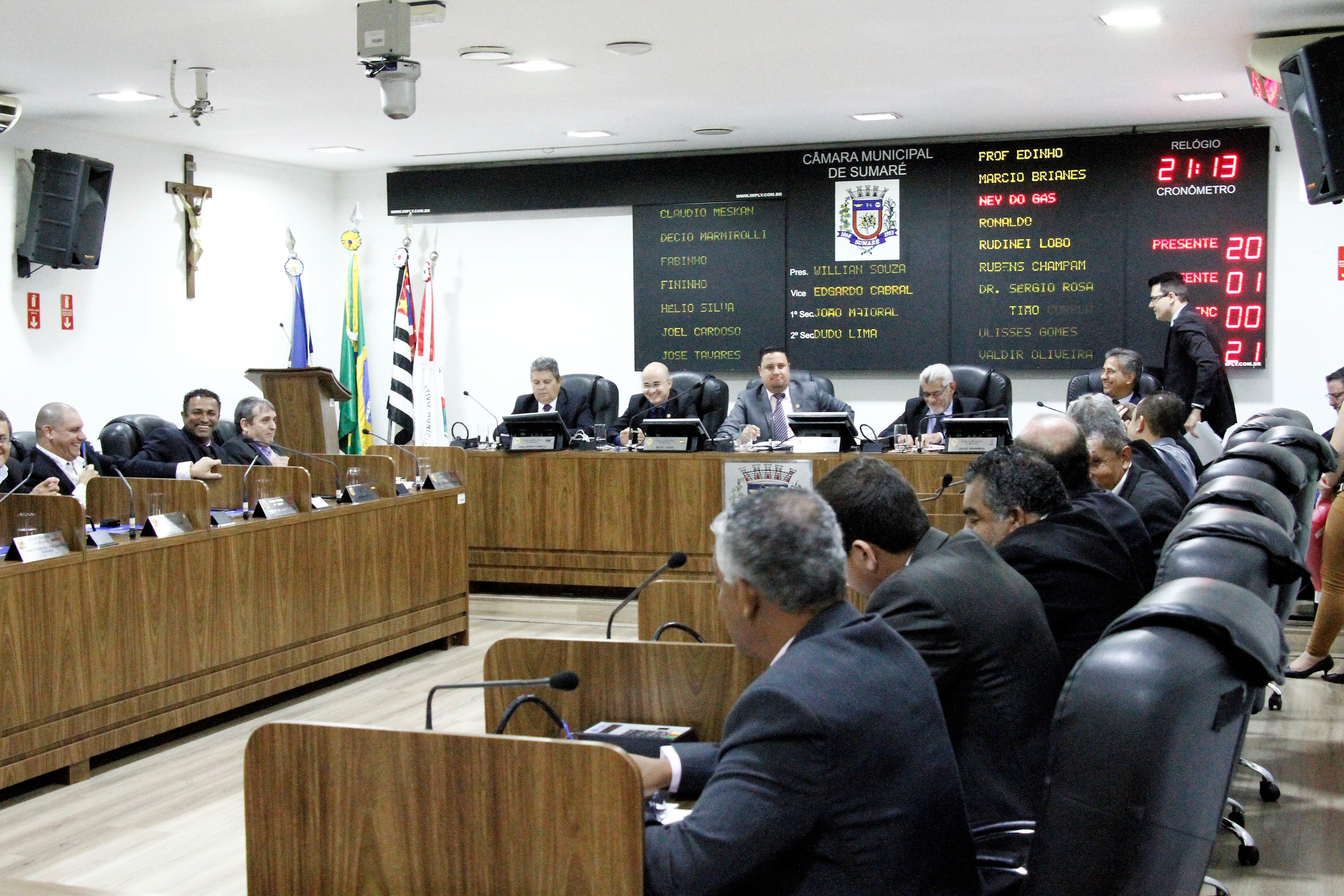 Câmara aprova criação da Medalha de Mérito Educacional aos professores que se destacarem